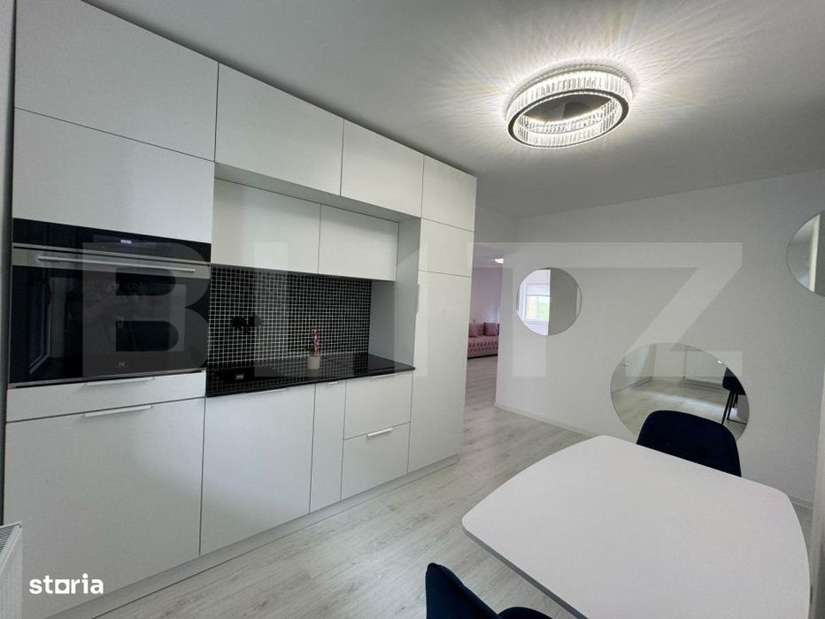 Apartament cu 2 camere, de inchiriat, decomandat, ultracentral, etajul