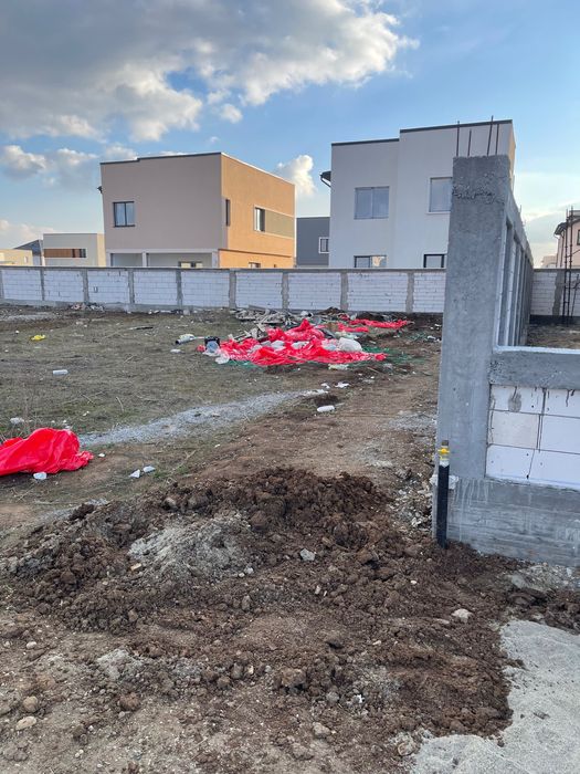 Teren de vânzare intravilan – Zona Magnolia,Metro(Citiți ! Anunțul)