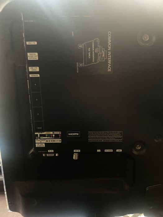 Samsung UE32D5000PW — 32” LED телевизор