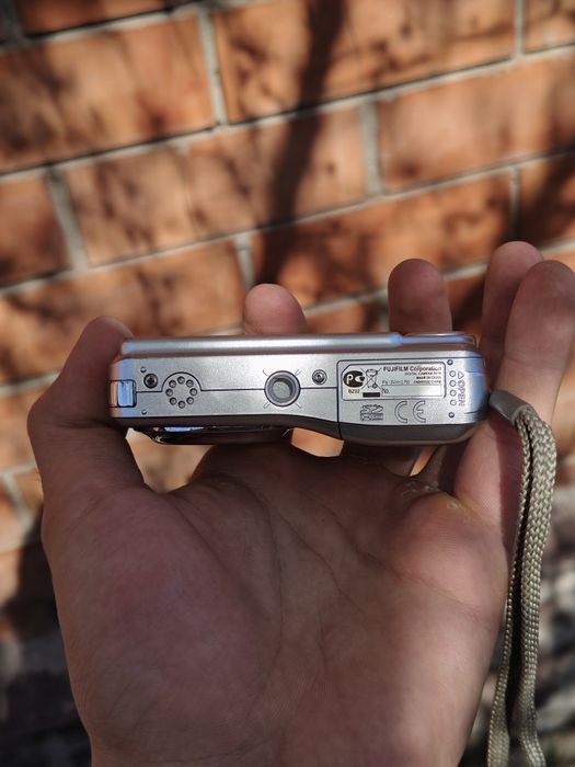 Fujifilm Finepix a170 мыльница