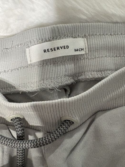 Pantaloni rezerved xs