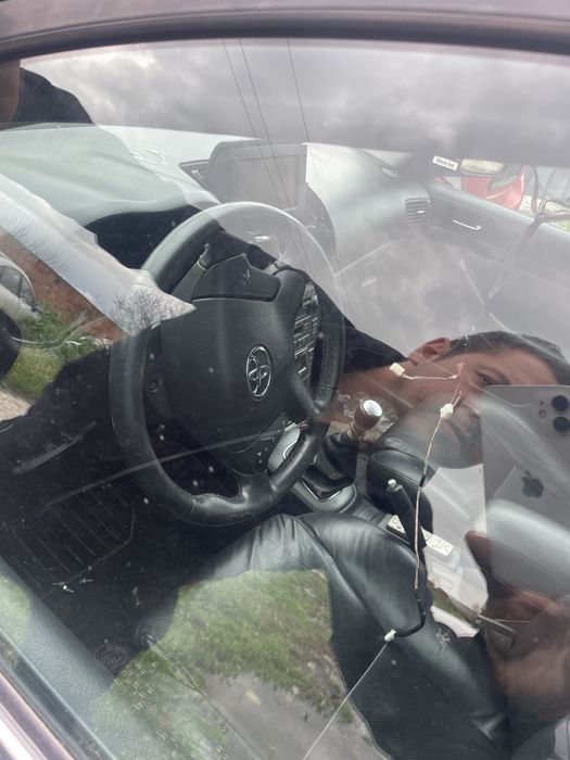 toyota avensis  2005g 2.2 d 177  на части