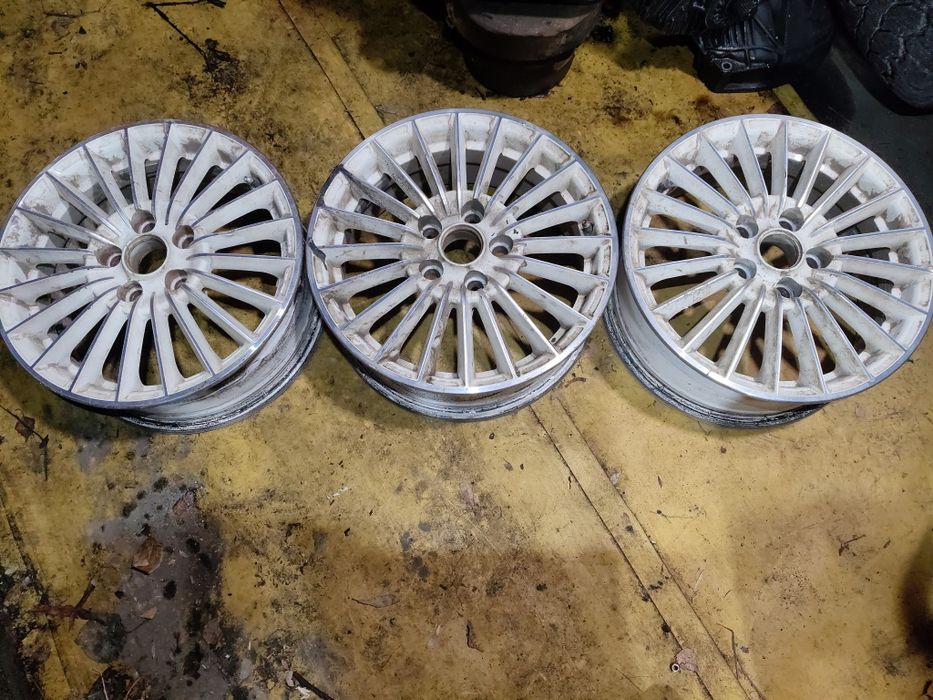Продам 2 диска Шевроле Круз R15 5×105