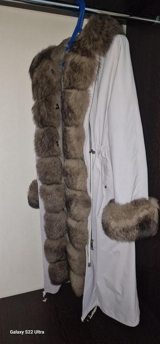 Продам парку в отличном состоянии