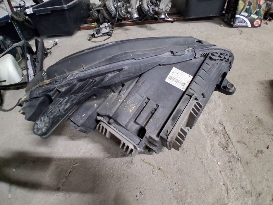 Фарове мерцедес цлс w218 фарове mercedes cls w218