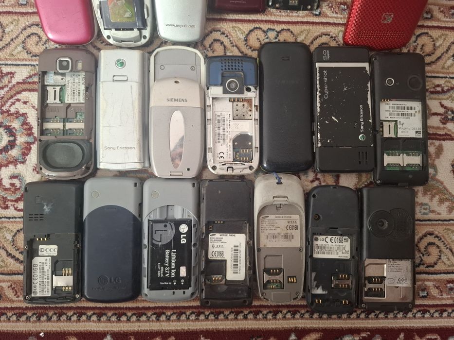 Продам телефоны рабочие без батареи