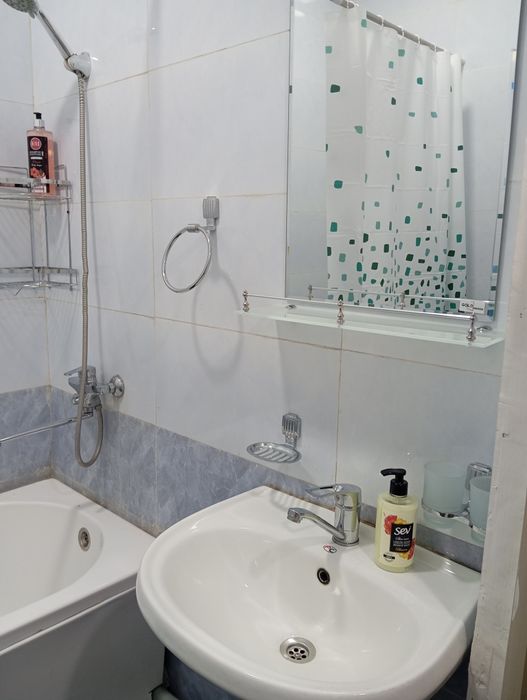 Сдается посуточно 3 комн кв Сергели метро 3 станции