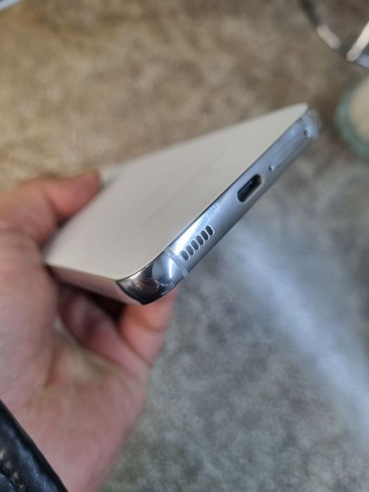 Samsung S 22 8/128 gb