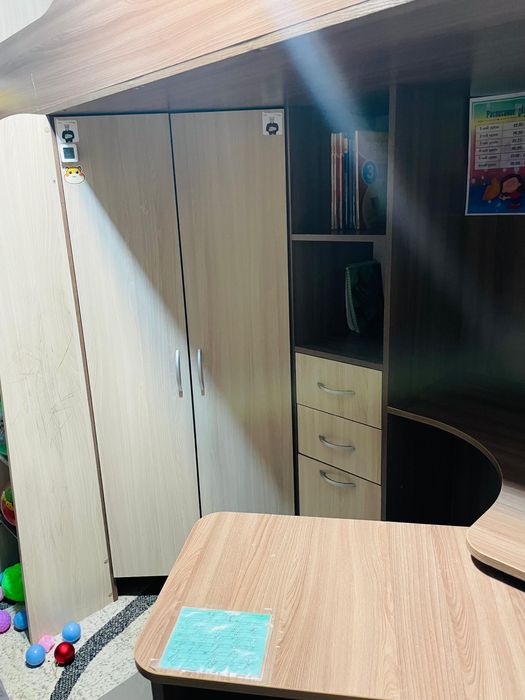 Продам Двухъярусную кровать