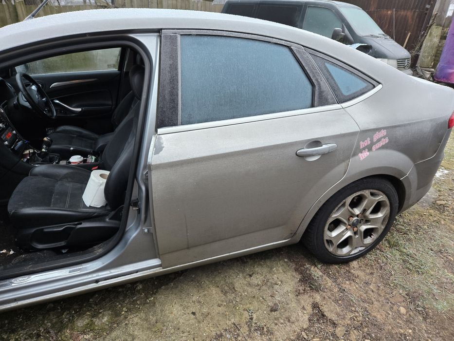 Ford mondeo titanium