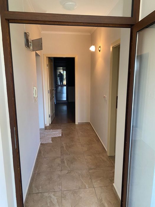 Дава се под наем Четиристаен апартамент в Добрич, Свети Георги - 105 кв.м за 765 € - Снимка #5