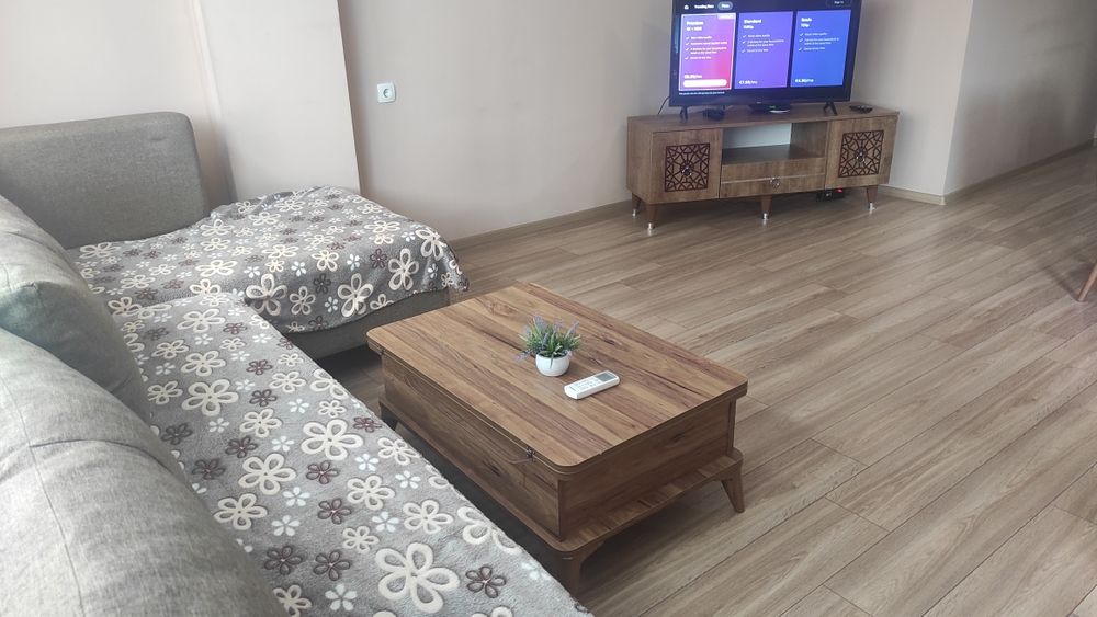 Тристаен апартамент с 2 отделни спални и 2 санитарни възела