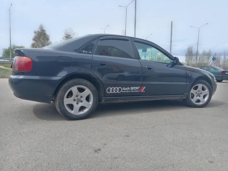 Продам ауди А4 б5 1995