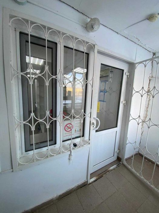 продается коммерческая обьект район 4 мкрн