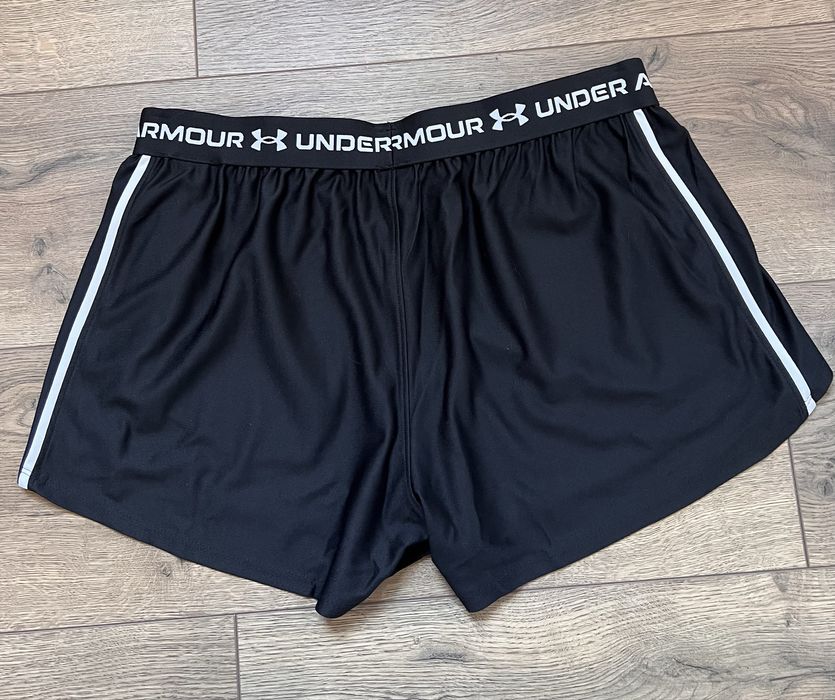 Дамски шорти Under Armour