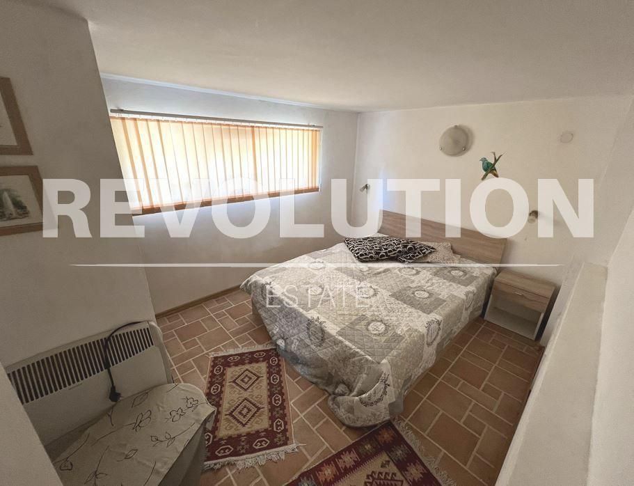 Дава се под наем Тристаен апартамент в Варна, м-т Траката - 75 кв.м за 348.84 € - Снимка #4