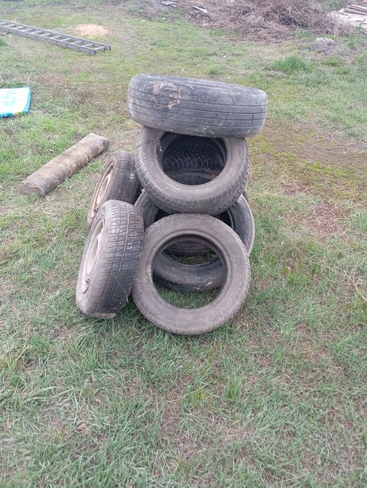Шины, шины с дисками на дачу