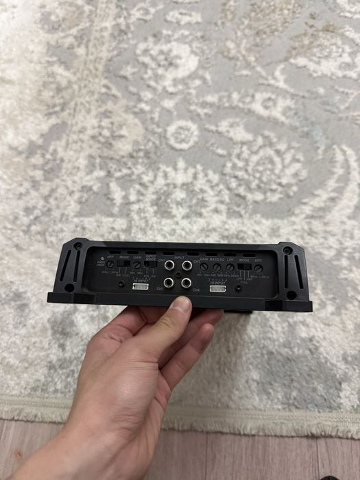 Мощный усилитель музыки