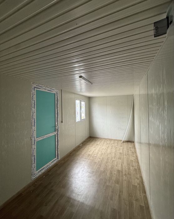 Vand containere modulare cu vitrina la un super pret!