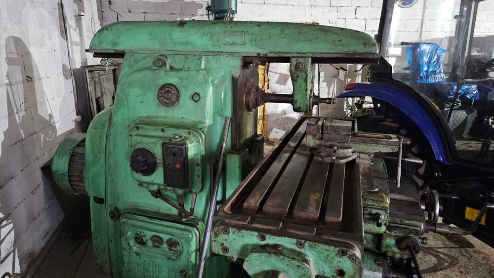 Станок горизонтально фрезерный