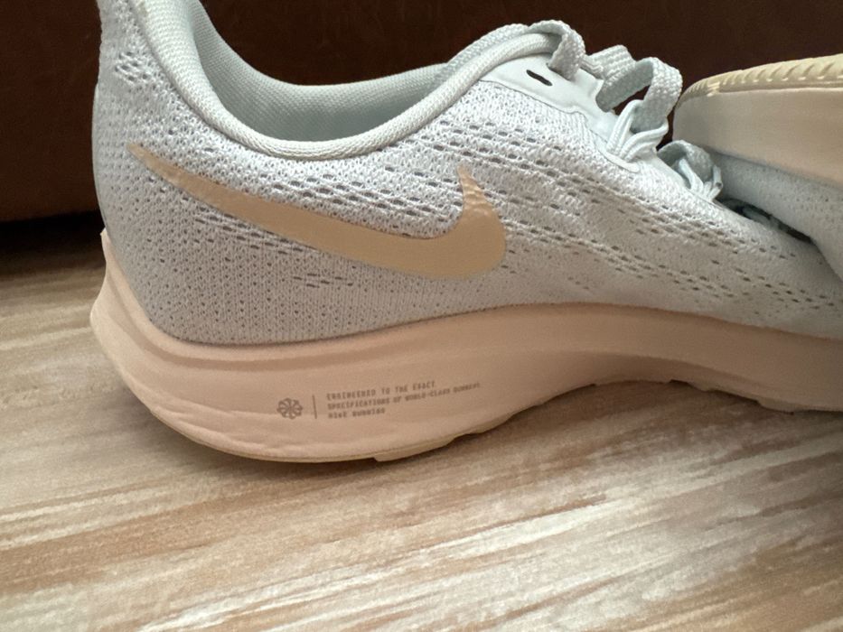 Маратонки Nike Zoom 40,5 сини, нови