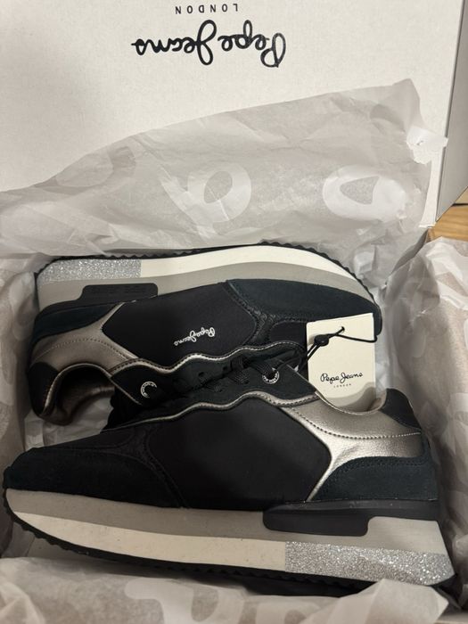 Pepe Jeans маратонки