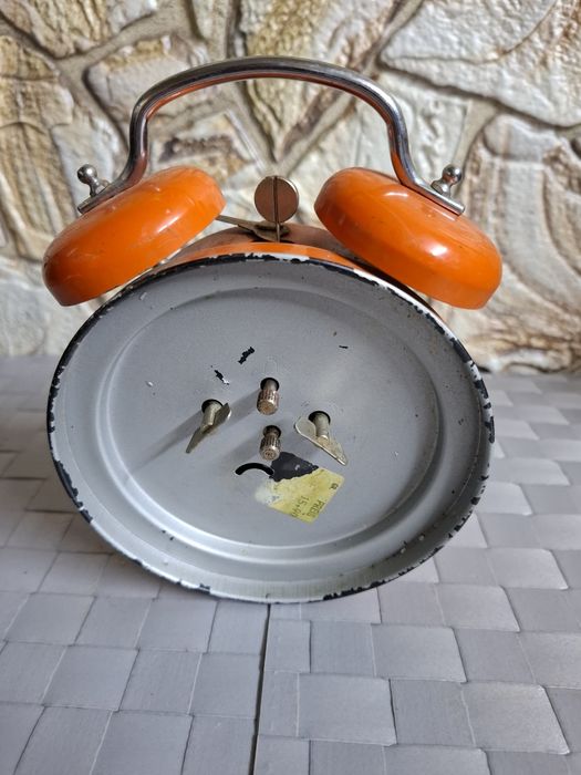 Часовник made GDR