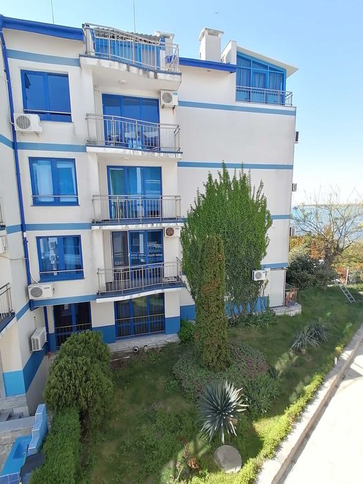 Студио в комплекс Блу бей Поморие