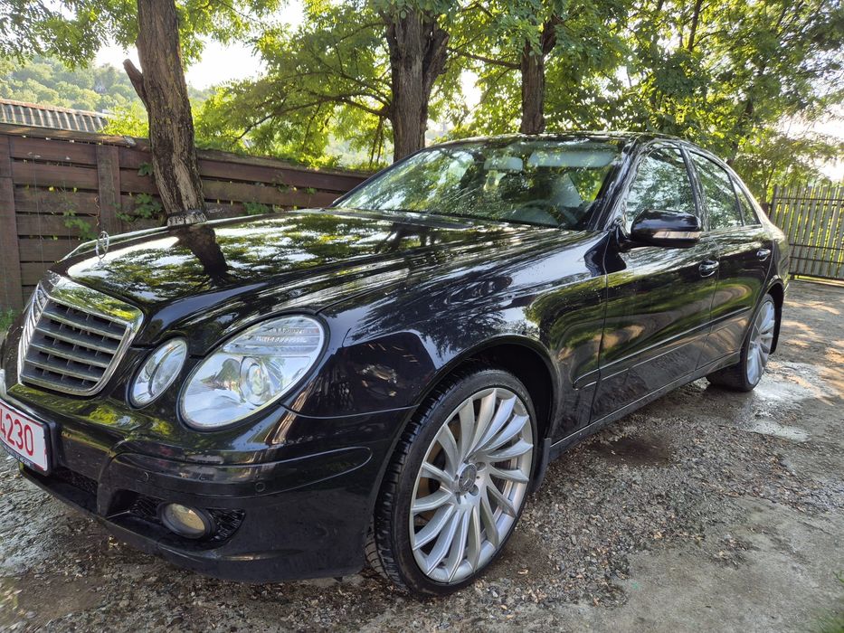 Mercedes benz e200 facelift.nr rosii valabile 3 luni.
