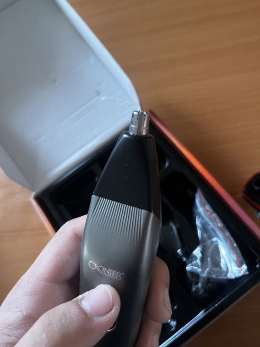 Машинка для стрижки и бород