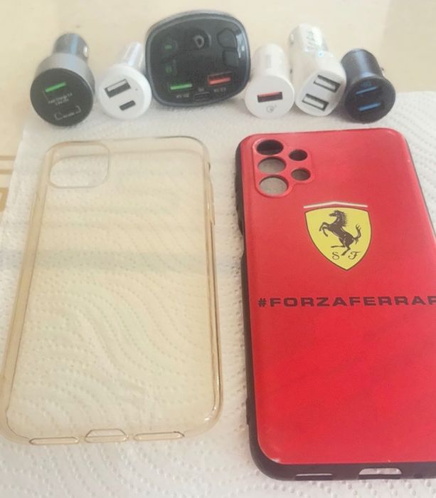Husă iPhone 11 silicoan și husă ForzzaFerrari și încărcătoare telefon auto