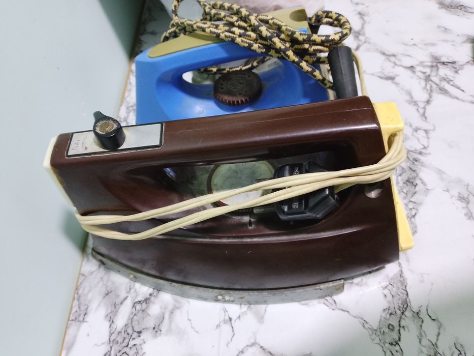 Утюги, разные Б/У