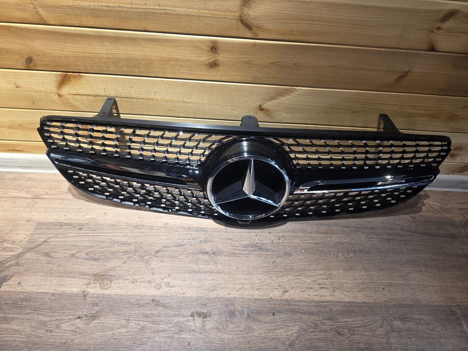 Решетка решётка радиатора мерседес GLC X253