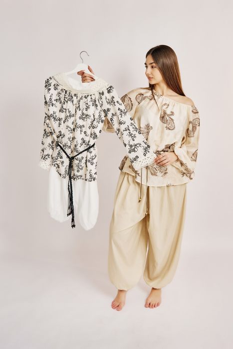 Летний костюм брючный