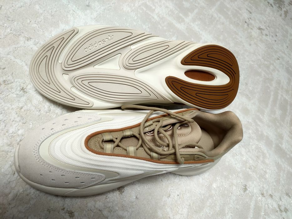 Кроссовки оригинал.