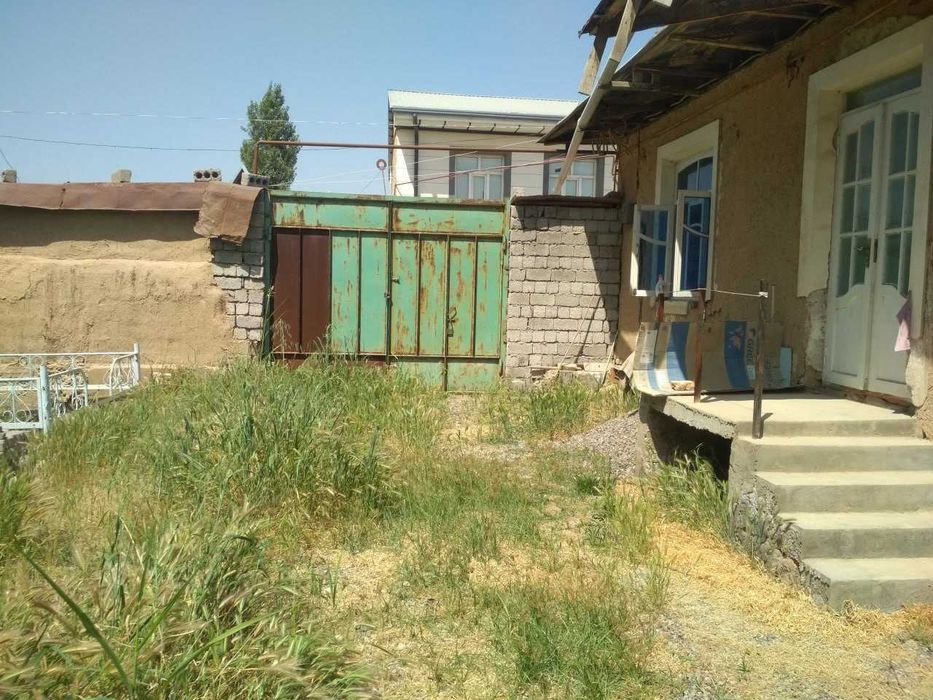 Олтин тепа Победа 8 сотих ер сотилади, постдан 4км Асил маркет