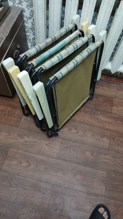 Стулья раскладные 4 штук