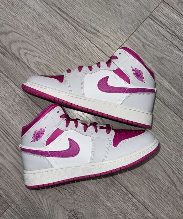 Nike , маратонки