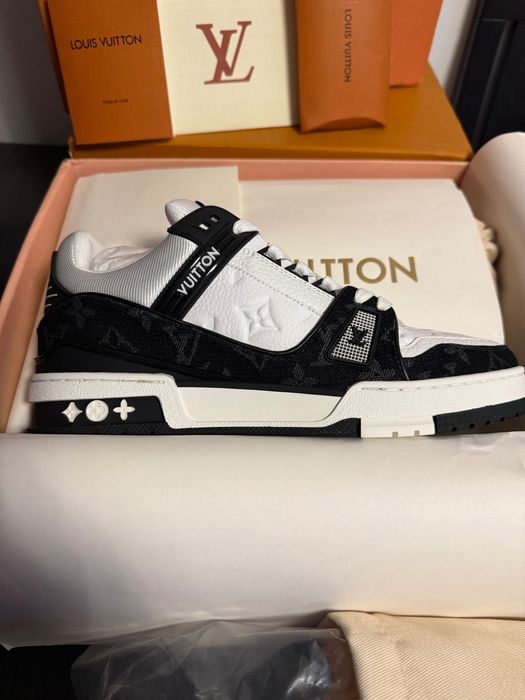 Louis Vuitton LV sneaker Black 41Eu