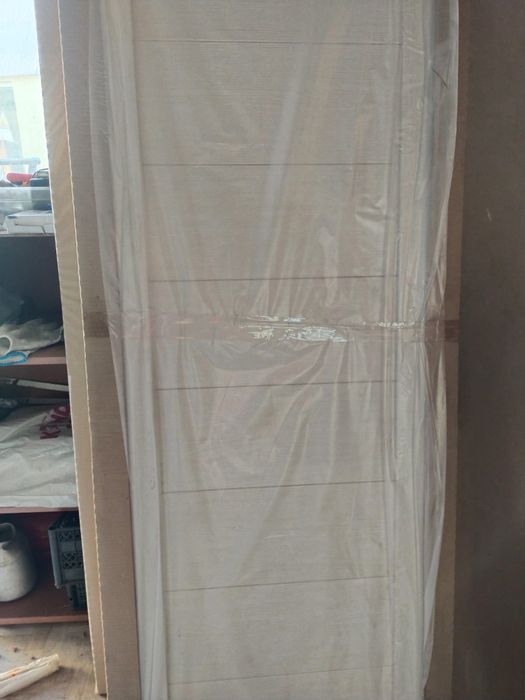 Продаются новые межкомнатные двери производство Россия