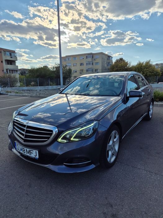 Mercedes E300 Bluetec Hybrid  207CP Cutie automată 7G-Tronic  Inmatriculata RO in 2025