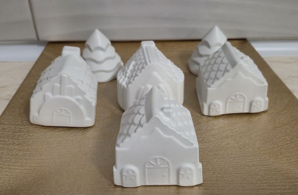 Figurine ipsos Satul lui Mos Craciun