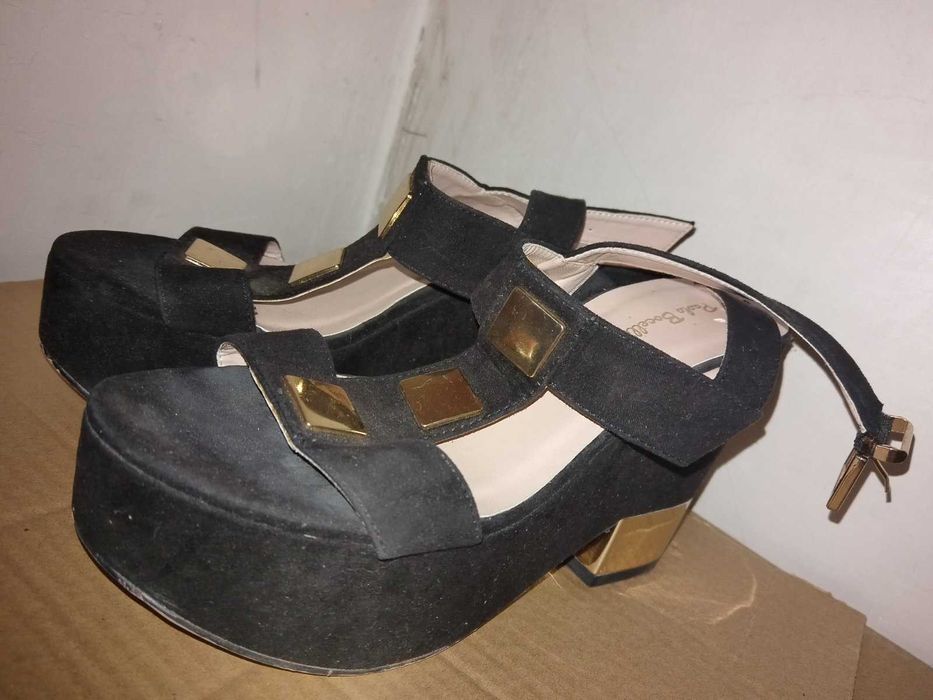 Високи боти с връзки, летмо обувки на платформа