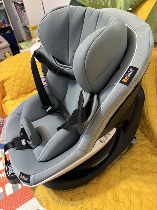 Scaun auto BeSafe iZi Turn i-Size