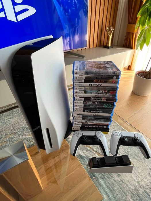 PlayStation 5 Disc Edition, 2 controllere DualSense + Docking Station + 20 jocuri