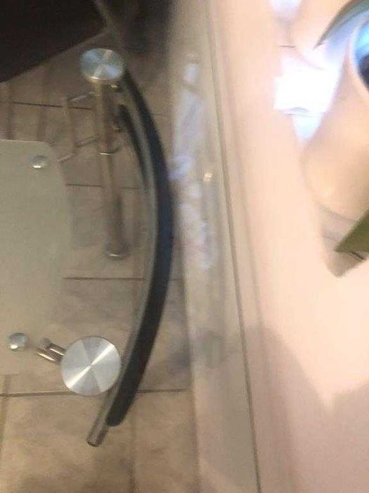Masa bucatarie din sticla securizata, patrata, 1x1 m, picioare inox