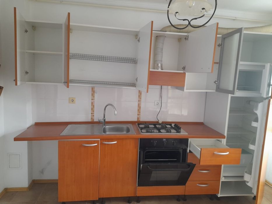 bucătărie complet utilată