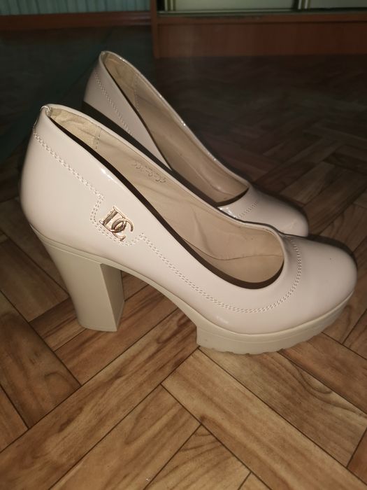 Продам туфли