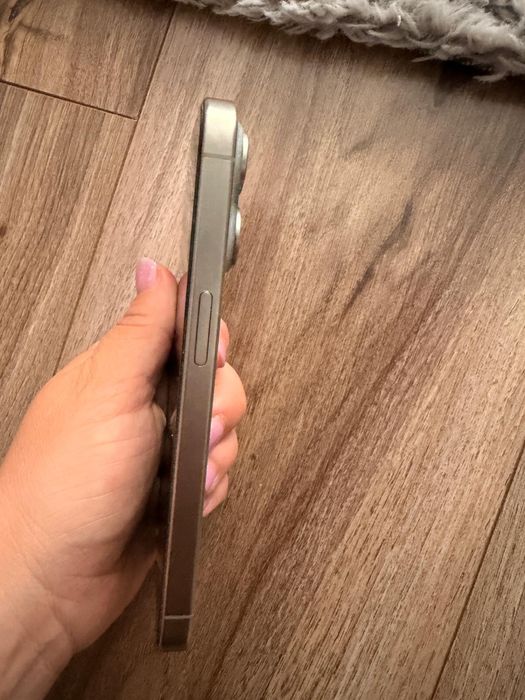 Iphone 15 pro 128 gb