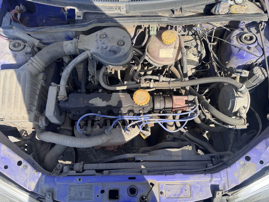 Opel Corsa b 1.2i 45hp 1994г На Части